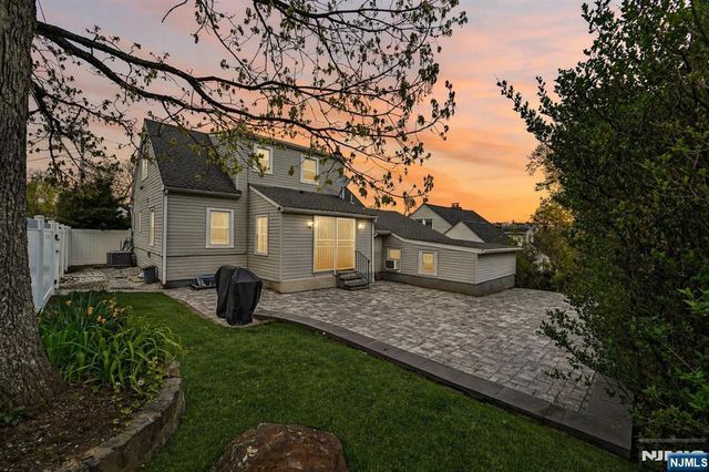 19 Elmwood, West Orange, NJ 07052