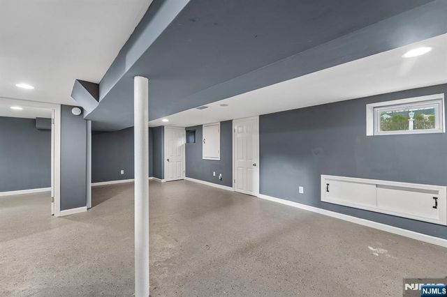 19 Elmwood, West Orange, NJ 07052