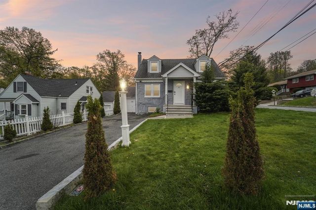 19 Elmwood, West Orange, NJ 07052