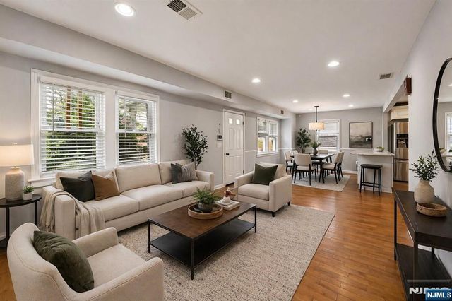 19 Elmwood, West Orange, NJ 07052