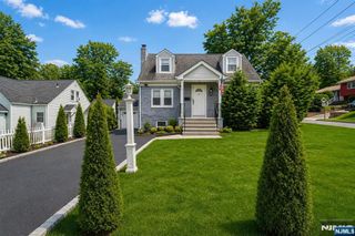 19 Elmwood, West Orange, NJ 07052
