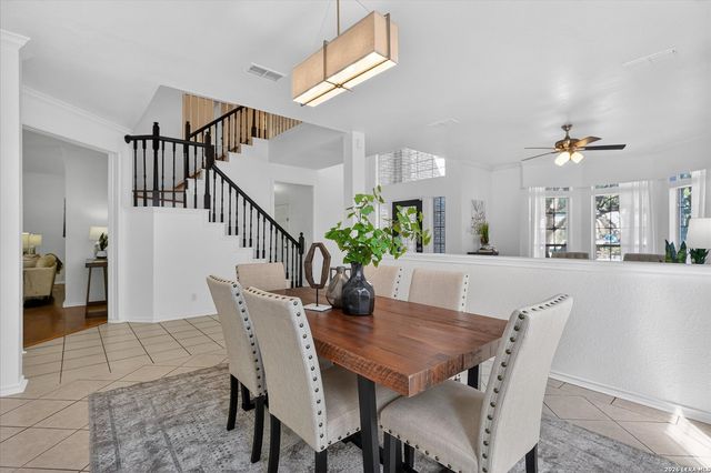 12331 Stable Wood, San Antonio, TX 78249