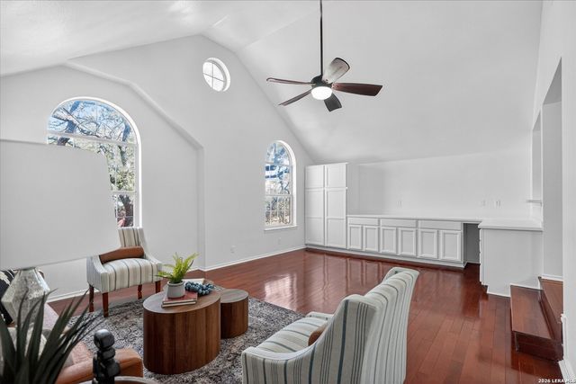 12331 Stable Wood, San Antonio, TX 78249