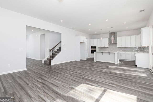 748 Coventry Cove Way, Acworth, GA 30102