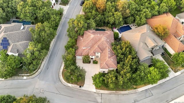 2735 WONDERVIEW DR, San Antonio, TX 78230