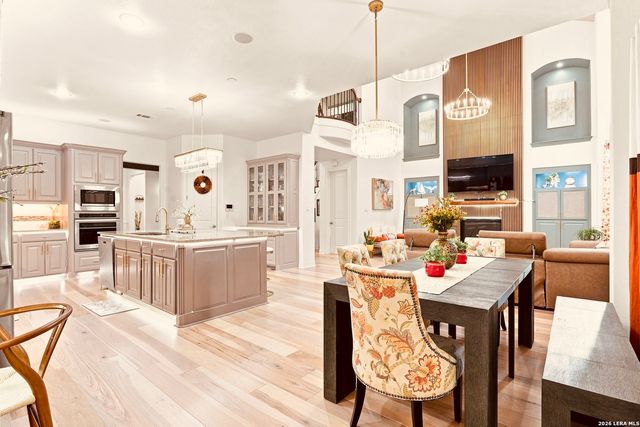 2735 WONDERVIEW DR, San Antonio, TX 78230