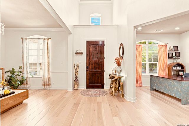 2735 WONDERVIEW DR, San Antonio, TX 78230
