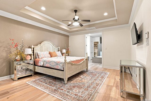 2735 WONDERVIEW DR, San Antonio, TX 78230