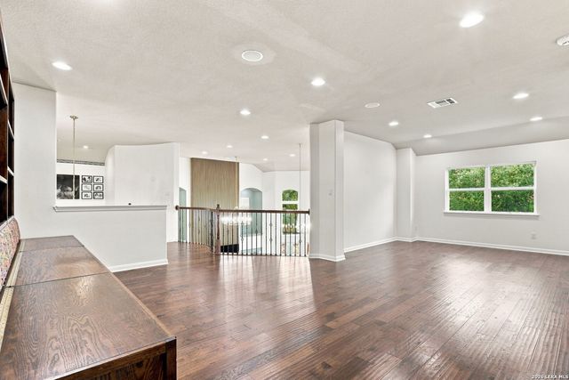 2735 WONDERVIEW DR, San Antonio, TX 78230