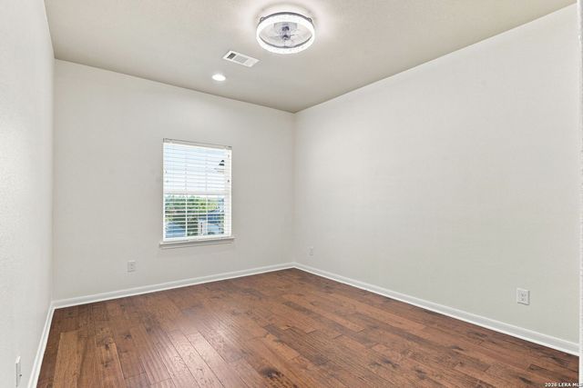 2735 WONDERVIEW DR, San Antonio, TX 78230