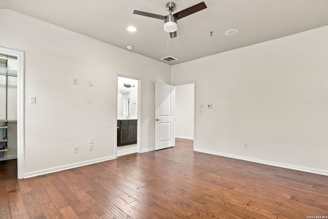 2735 WONDERVIEW DR, San Antonio, TX 78230