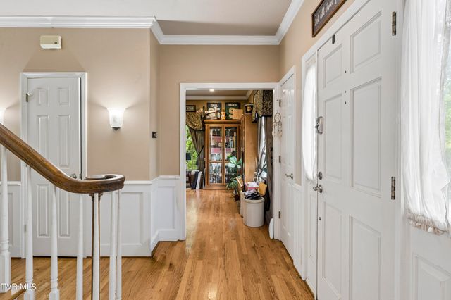 2705 Berkshire Lane, Kingsport, TN 37660