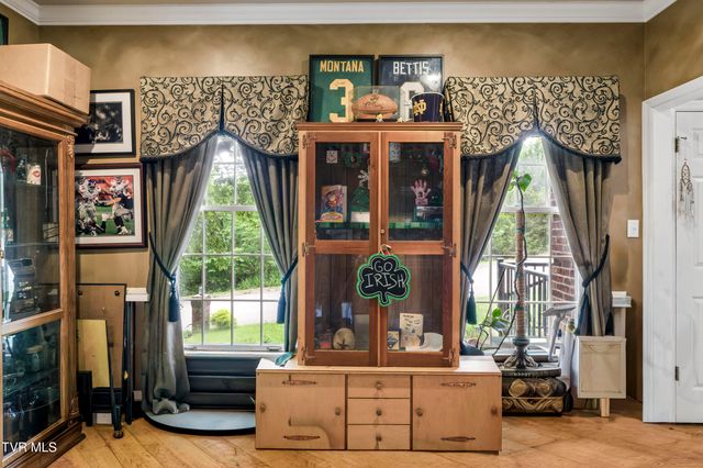 2705 Berkshire Lane, Kingsport, TN 37660