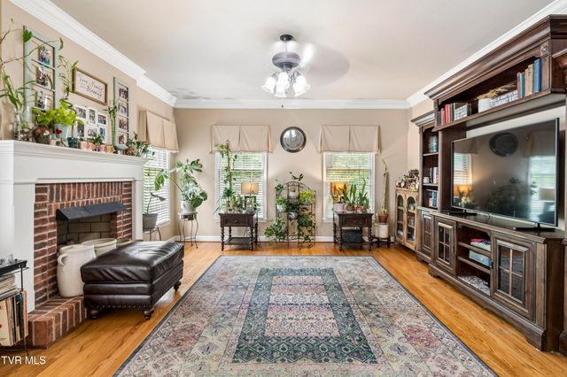 2705 Berkshire Lane, Kingsport, TN 37660
