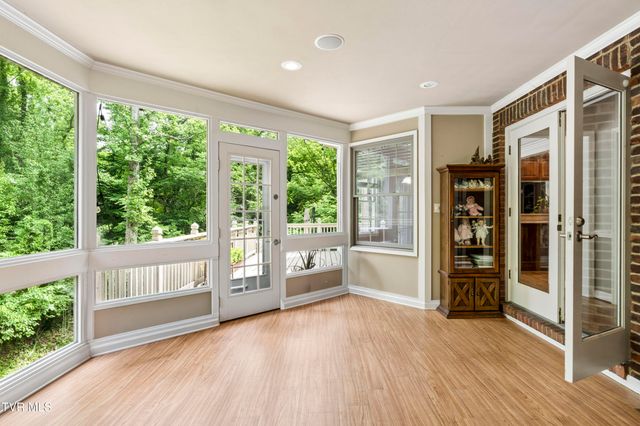 2705 Berkshire Lane, Kingsport, TN 37660