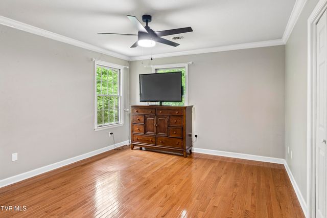 2705 Berkshire Lane, Kingsport, TN 37660