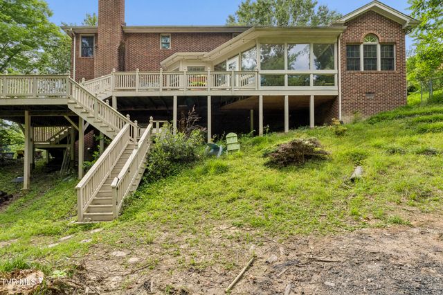 2705 Berkshire Lane, Kingsport, TN 37660
