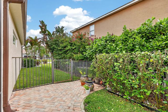 2172 SW Panther Trace, Stuart, FL 34997