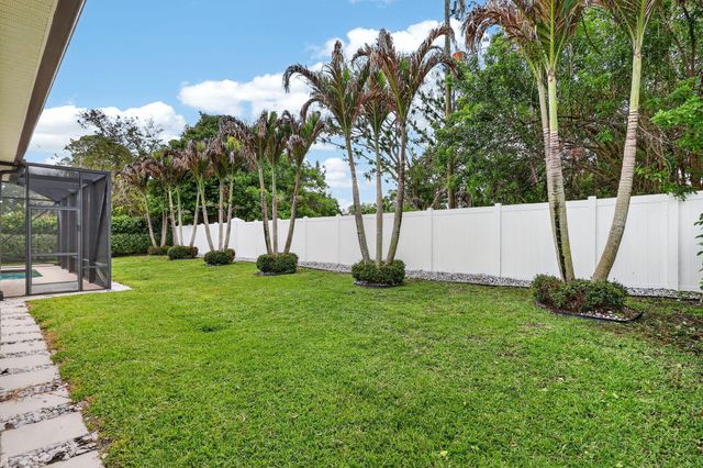 2172 SW Panther Trace, Stuart, FL 34997