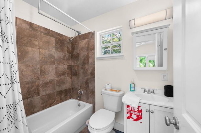 152 Martin Luther King Ave A, St Augustine, FL 32084