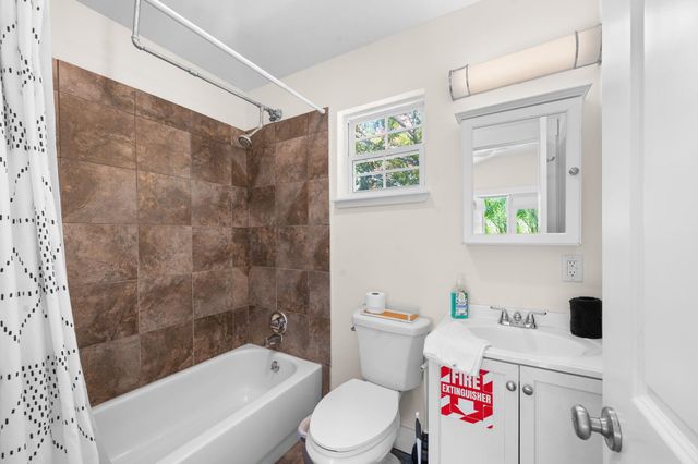 152 Martin Luther King Ave A, St Augustine, FL 32084