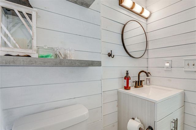 2110 HEASLEY ROAD, Englewood, FL 34223