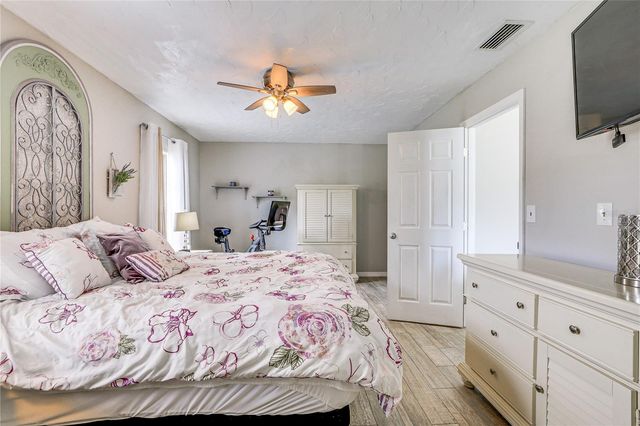 2110 HEASLEY ROAD, Englewood, FL 34223