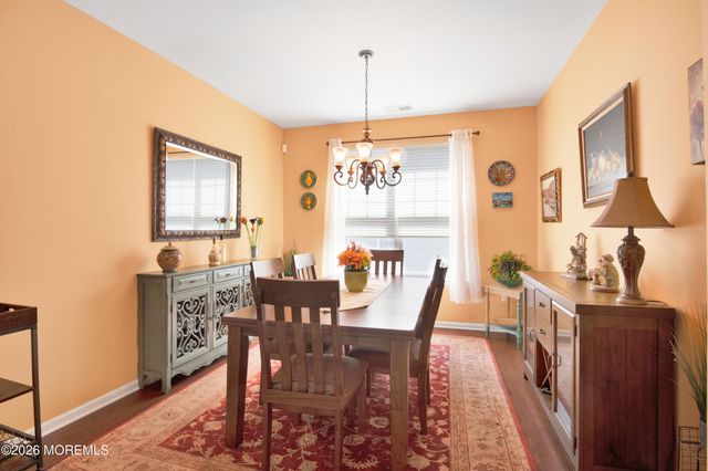 31 Heath Lane, Jackson, NJ 08527