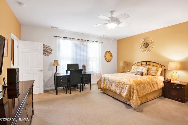 31 Heath Lane, Jackson, NJ 08527