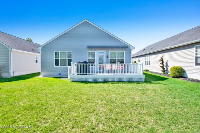 31 Heath Lane, Jackson, NJ 08527