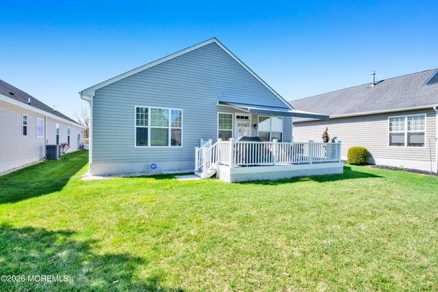 31 Heath Lane, Jackson, NJ 08527