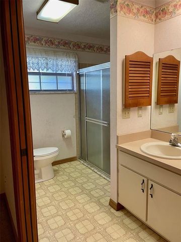 1112 NE 130TH TERRACE, Silver Springs, FL 34488