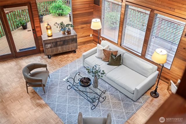 9910 40th Avenue Ct, Gig Harbor, WA 98332