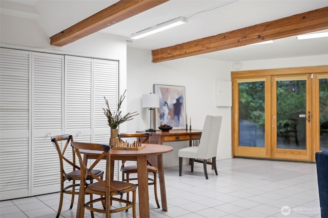 9910 40th Avenue Ct, Gig Harbor, WA 98332