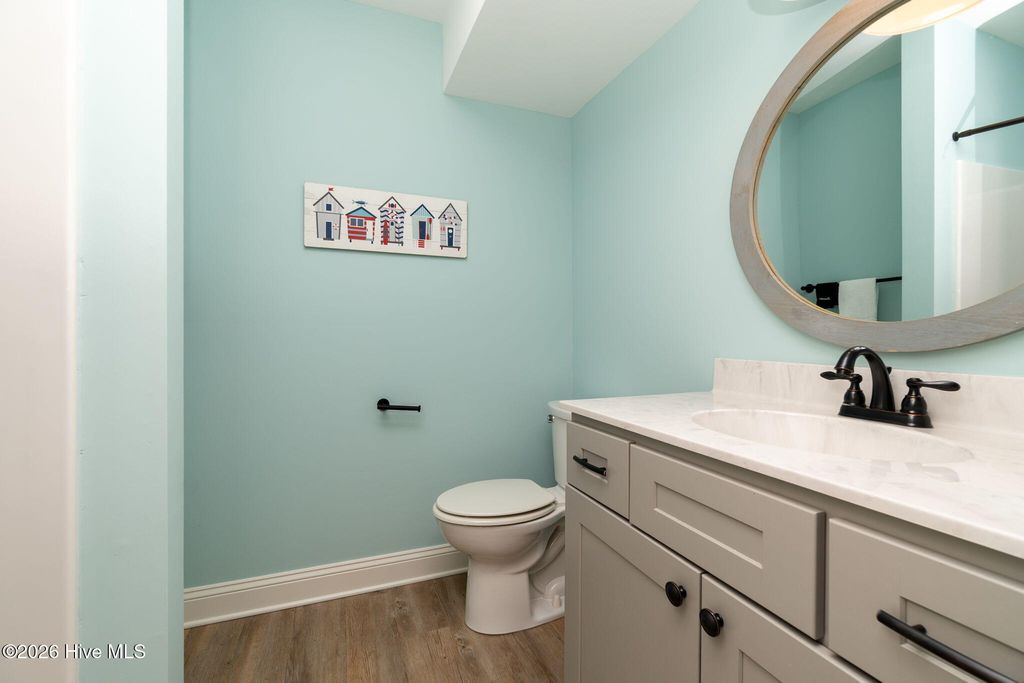 Image 16 of property listing at 4616 Lindbergh Avenue, Kitty Hawk, NC 27949