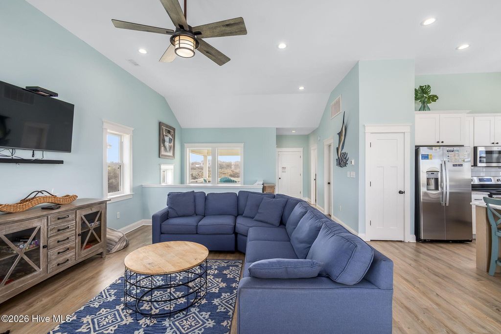 Image 29 of property listing at 4616 Lindbergh Avenue, Kitty Hawk, NC 27949