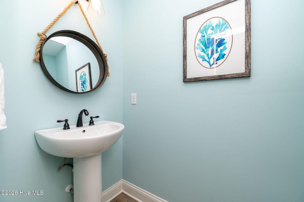 Image 35 of property listing at 4616 Lindbergh Avenue, Kitty Hawk, NC 27949