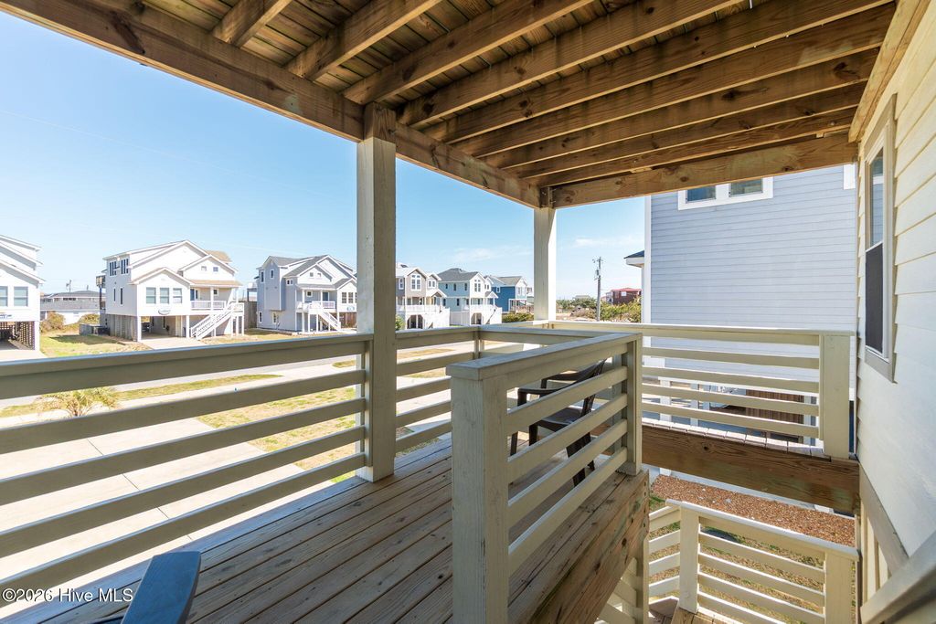 Image 38 of property listing at 4616 Lindbergh Avenue, Kitty Hawk, NC 27949