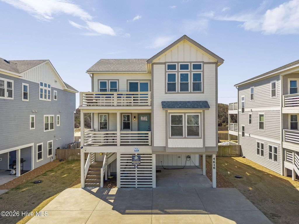 Image 5 of property listing at 4616 Lindbergh Avenue, Kitty Hawk, NC 27949