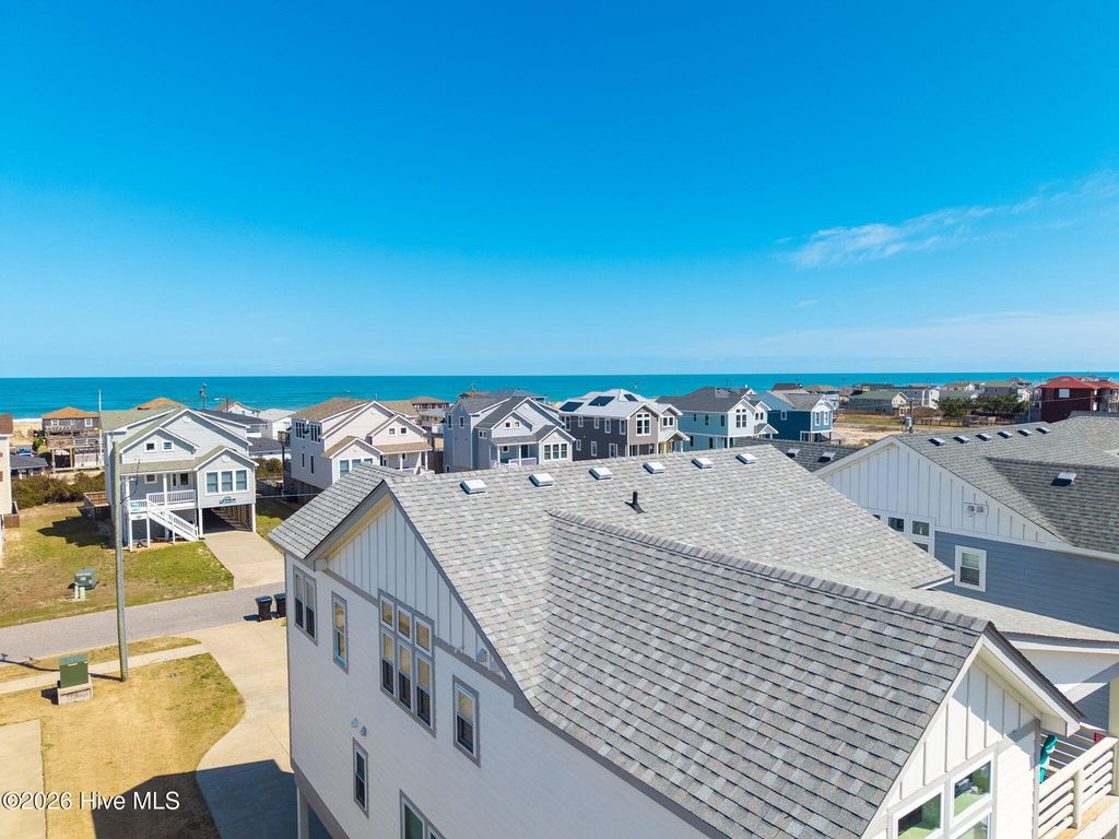 Image 76 of property listing at 4616 Lindbergh Avenue, Kitty Hawk, NC 27949