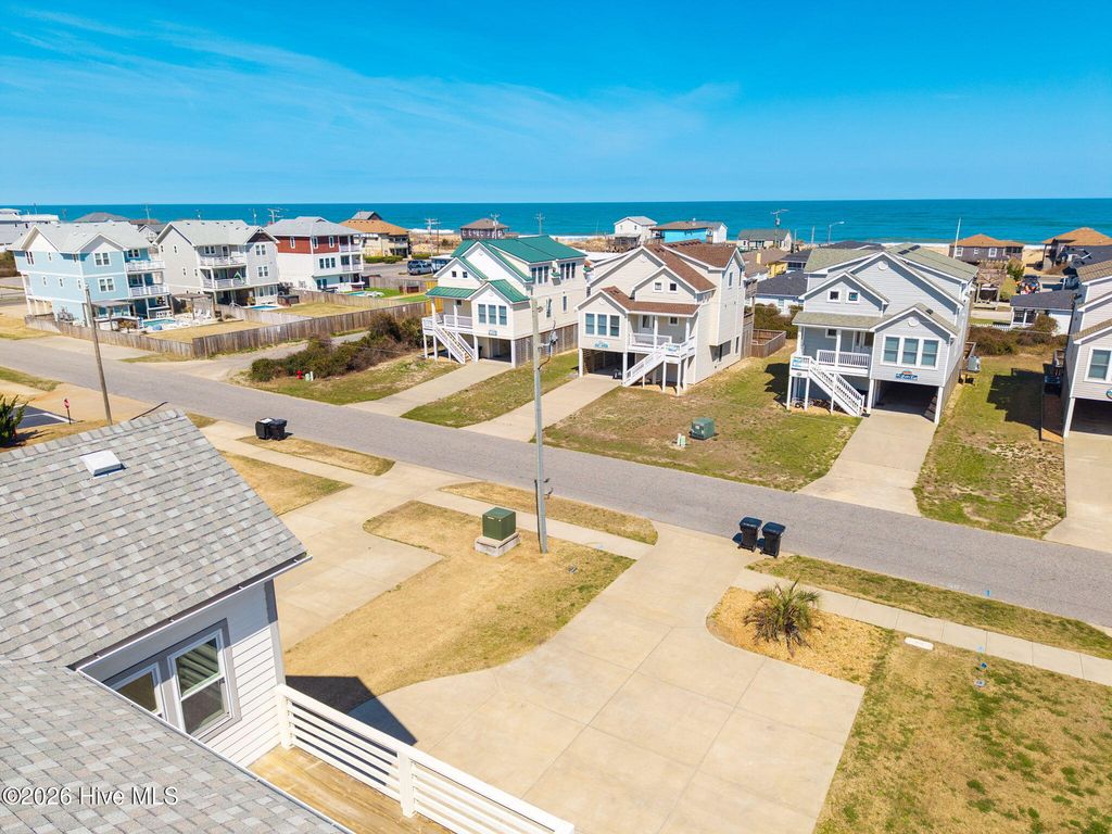 Image 77 of property listing at 4616 Lindbergh Avenue, Kitty Hawk, NC 27949