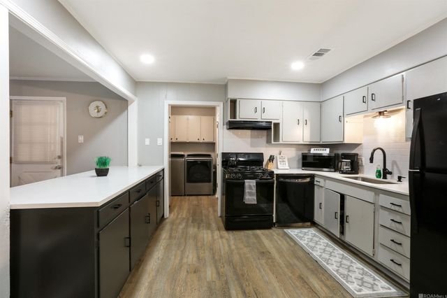 1151 Wylie Dr, Baton Rouge, LA 70808