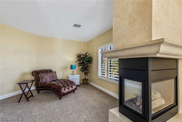 724 PINNACLE HEIGHTS Lane, Las Vegas, NV 89144