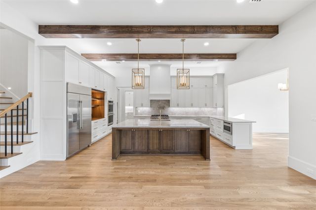 9939 Ontario Lane, Dallas, TX 75220