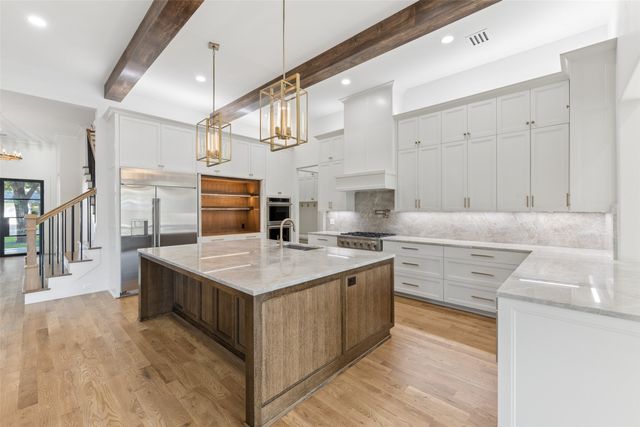9939 Ontario Lane, Dallas, TX 75220