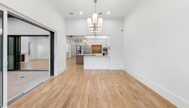 9939 Ontario Lane, Dallas, TX 75220