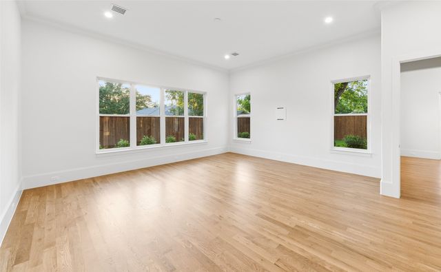 9939 Ontario Lane, Dallas, TX 75220