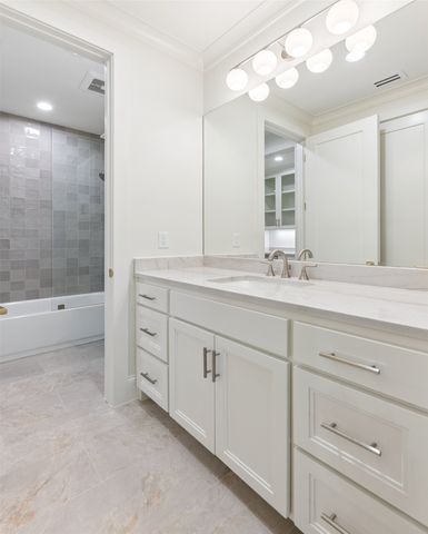 9939 Ontario Lane, Dallas, TX 75220