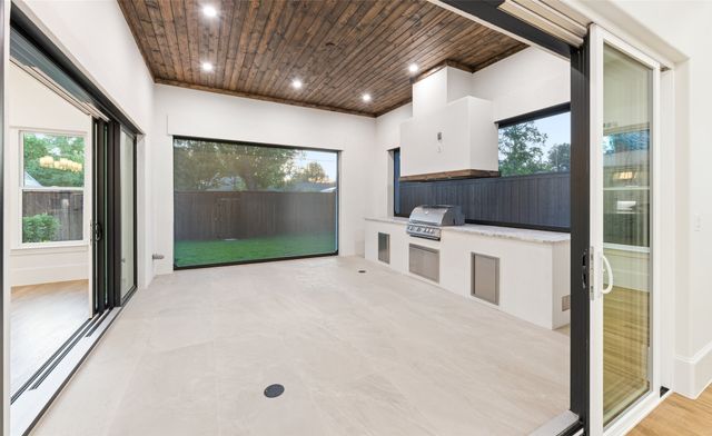 9939 Ontario Lane, Dallas, TX 75220