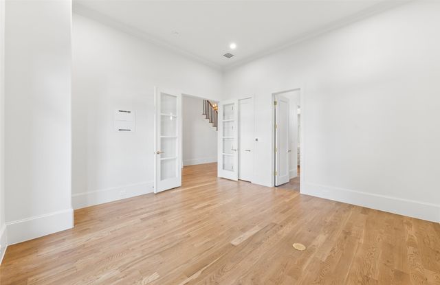9939 Ontario Lane, Dallas, TX 75220
